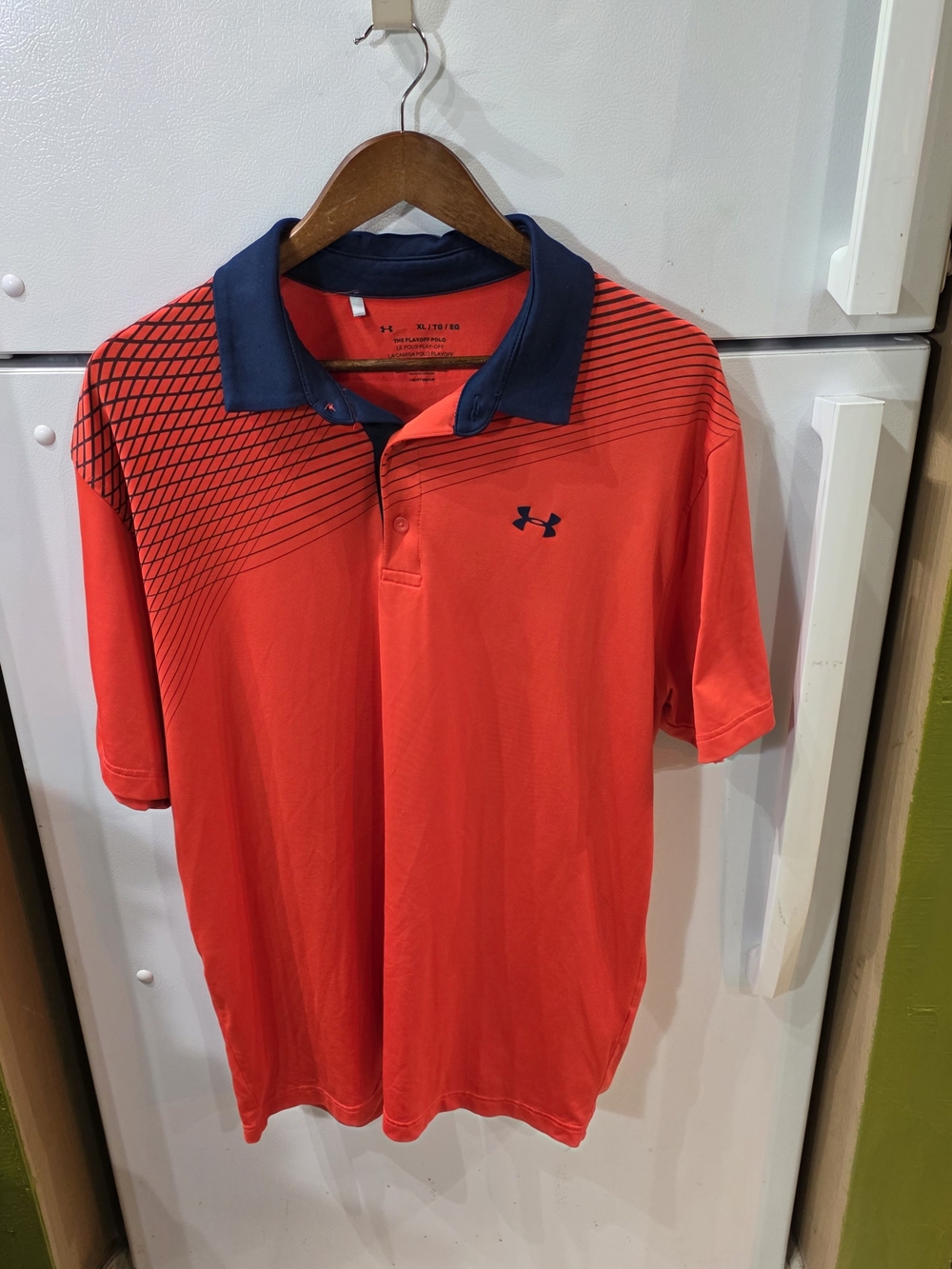 Under Armour Men’s Red Polo with Navy Contrast Collar and Graphic Shoulder